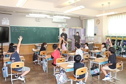 外国語の授業の様子の写真2