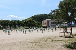 開会式の練習の様子の写真