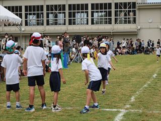 低学年リレーバトンパス