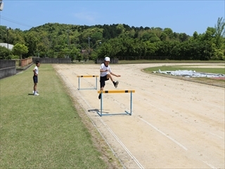 ハードルの練習です。