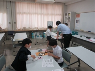 囲碁・将棋クラブの様子です。