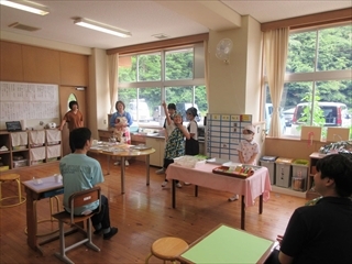 あおぞらなかよし合同のわくわくカフェの様子です。