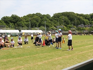 低学年のリレーです