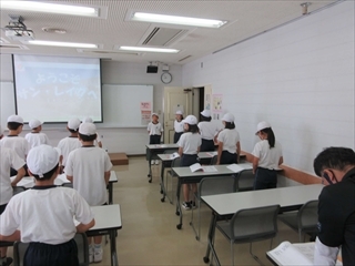 司会者です。