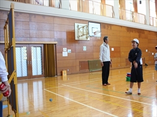 的をねらっています。