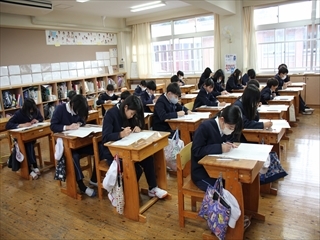 6年生教室の様子です。