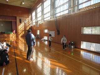 試合をしています。
