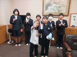 表彰された7名です。