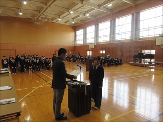 表彰をしています。