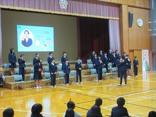 6年生の入場です。