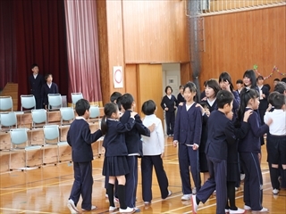 貨物列車をしています。