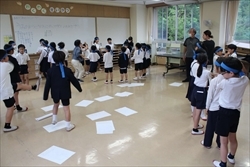 青組です