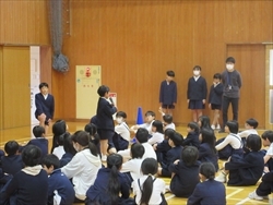 感想を発表しています。