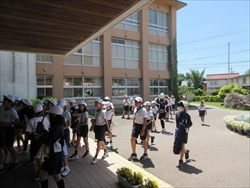 歩いて帰ってきました