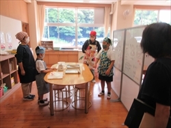 あおぞらとなかよしの授業です