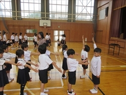 列を整頓しています