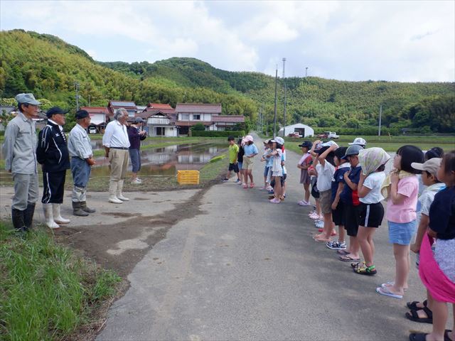 JAの方々の協力で行いました。