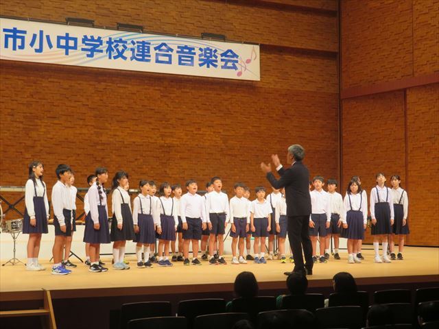 いのちの歌を歌う5年生
