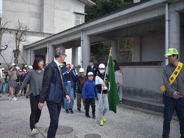 パレード出発