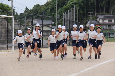 5,6年生女子スタート