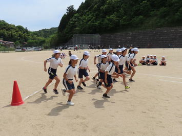5・6年女子スタート