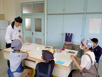 お手本を見せてもらいます