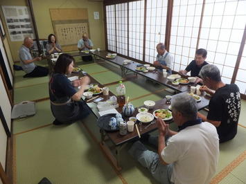 試食の様子