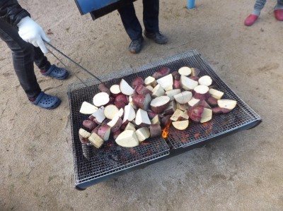 焼いている所