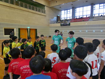 教室中の写真（小学生）