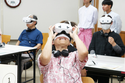 認知症VR体験の様子です