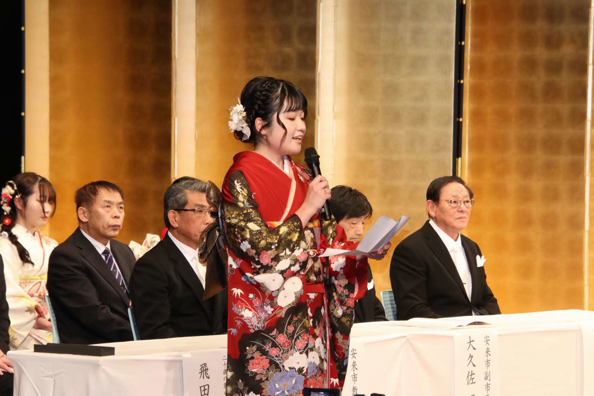 委員長あいさつの様子