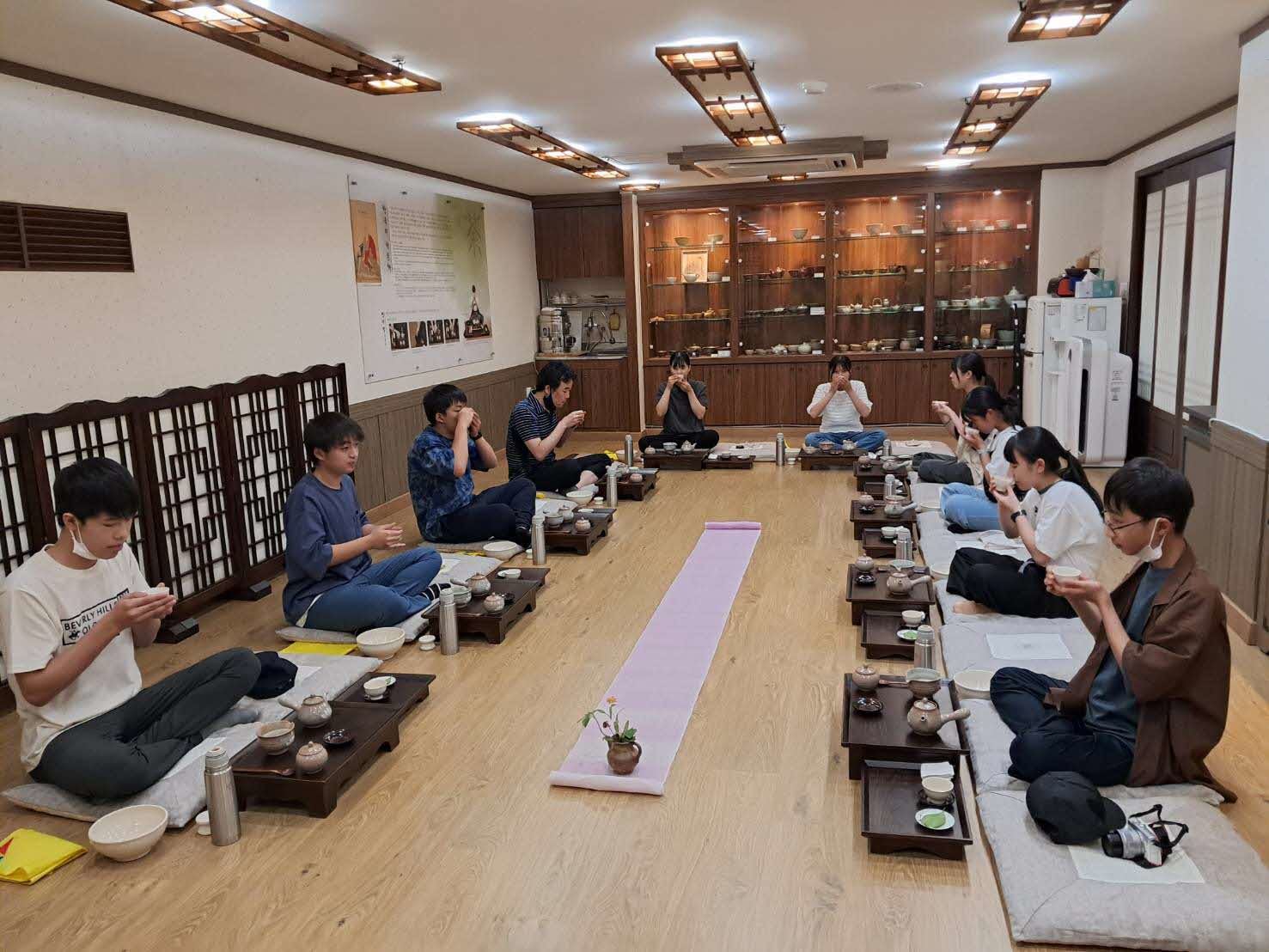 釜山博物館での茶道体験の写真